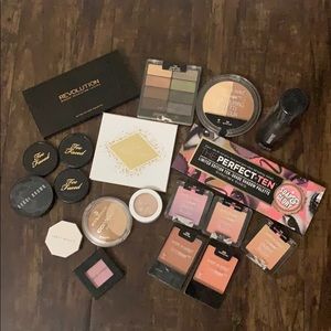 Makeup lot